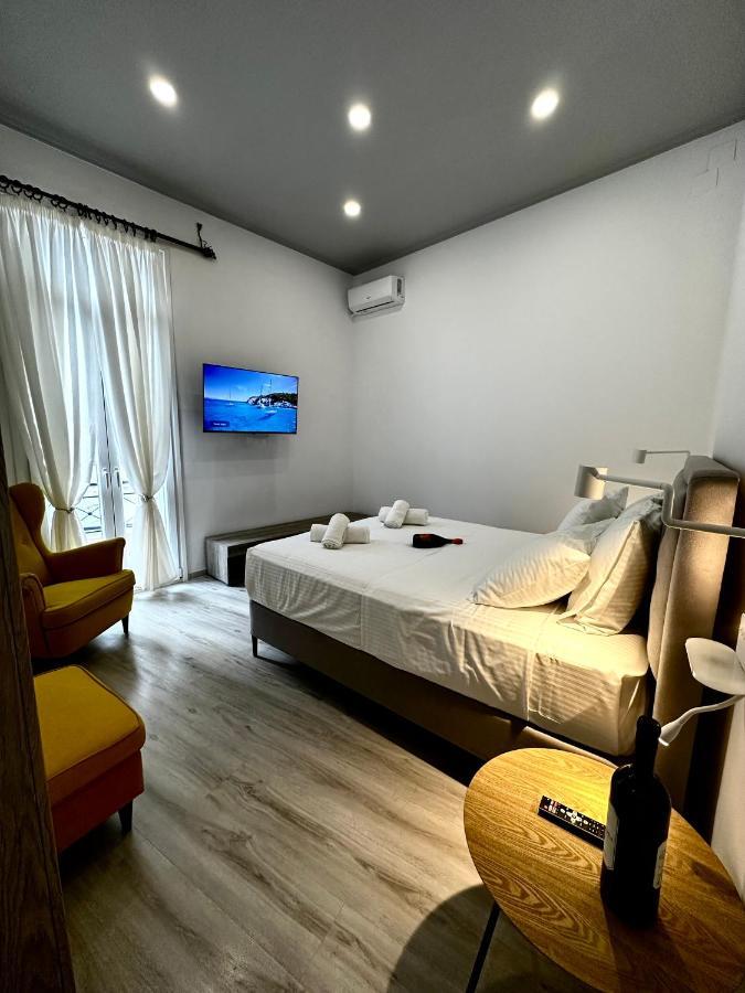 Travelers Luxury Suites, Studios & Apartments Corfu  Kültér fotó