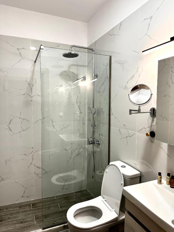 Travelers Luxury Suites, Studios & Apartments Corfu  Kültér fotó