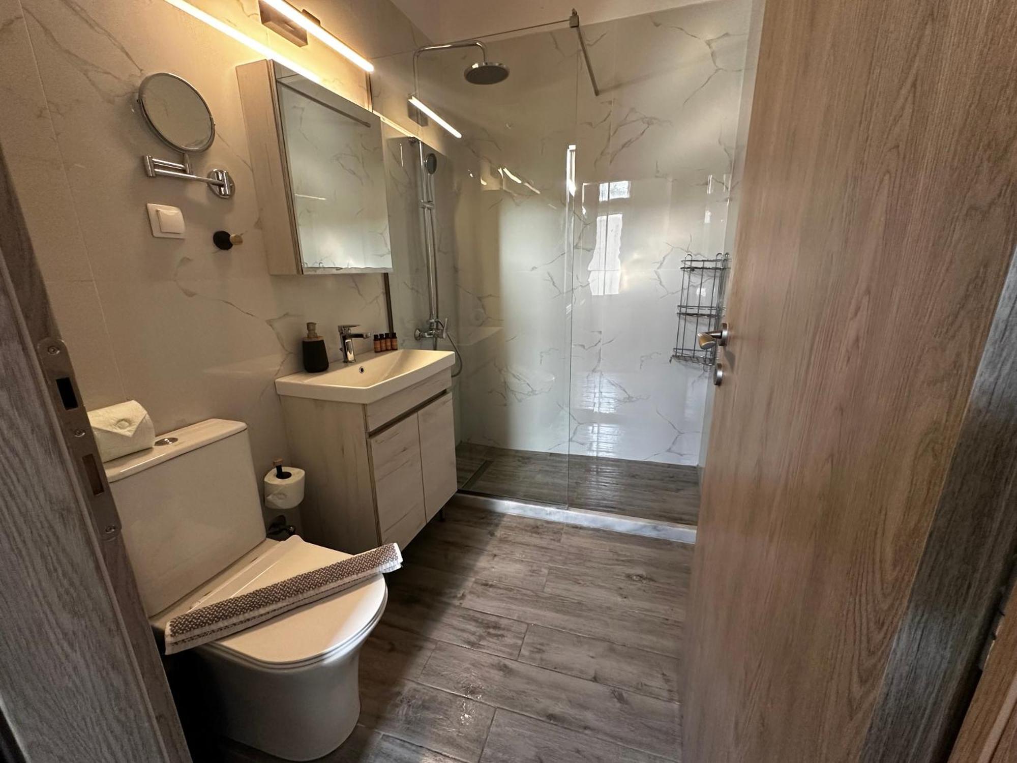 Travelers Luxury Suites, Studios & Apartments Corfu  Kültér fotó