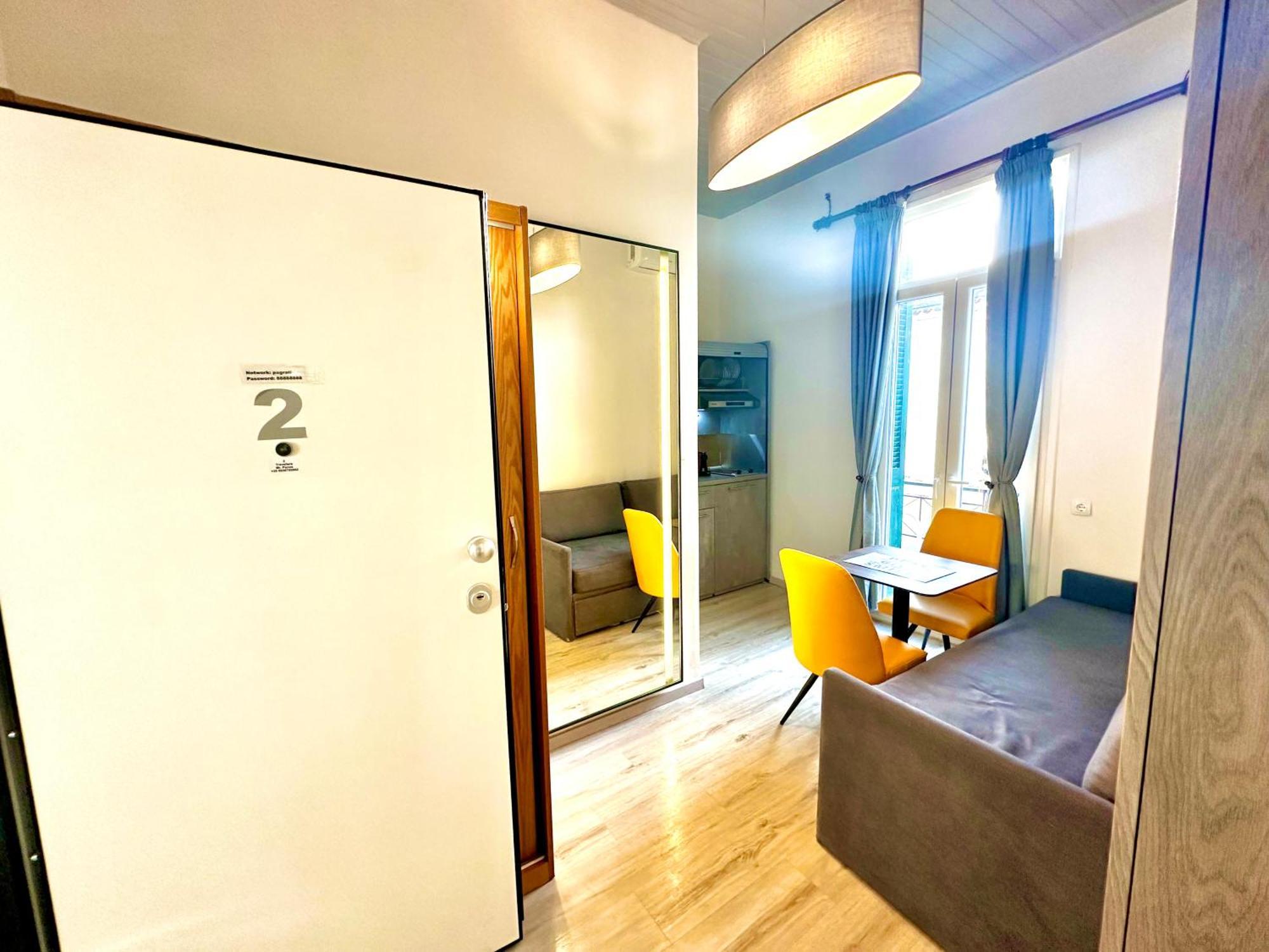 Travelers Luxury Suites, Studios & Apartments Corfu  Kültér fotó