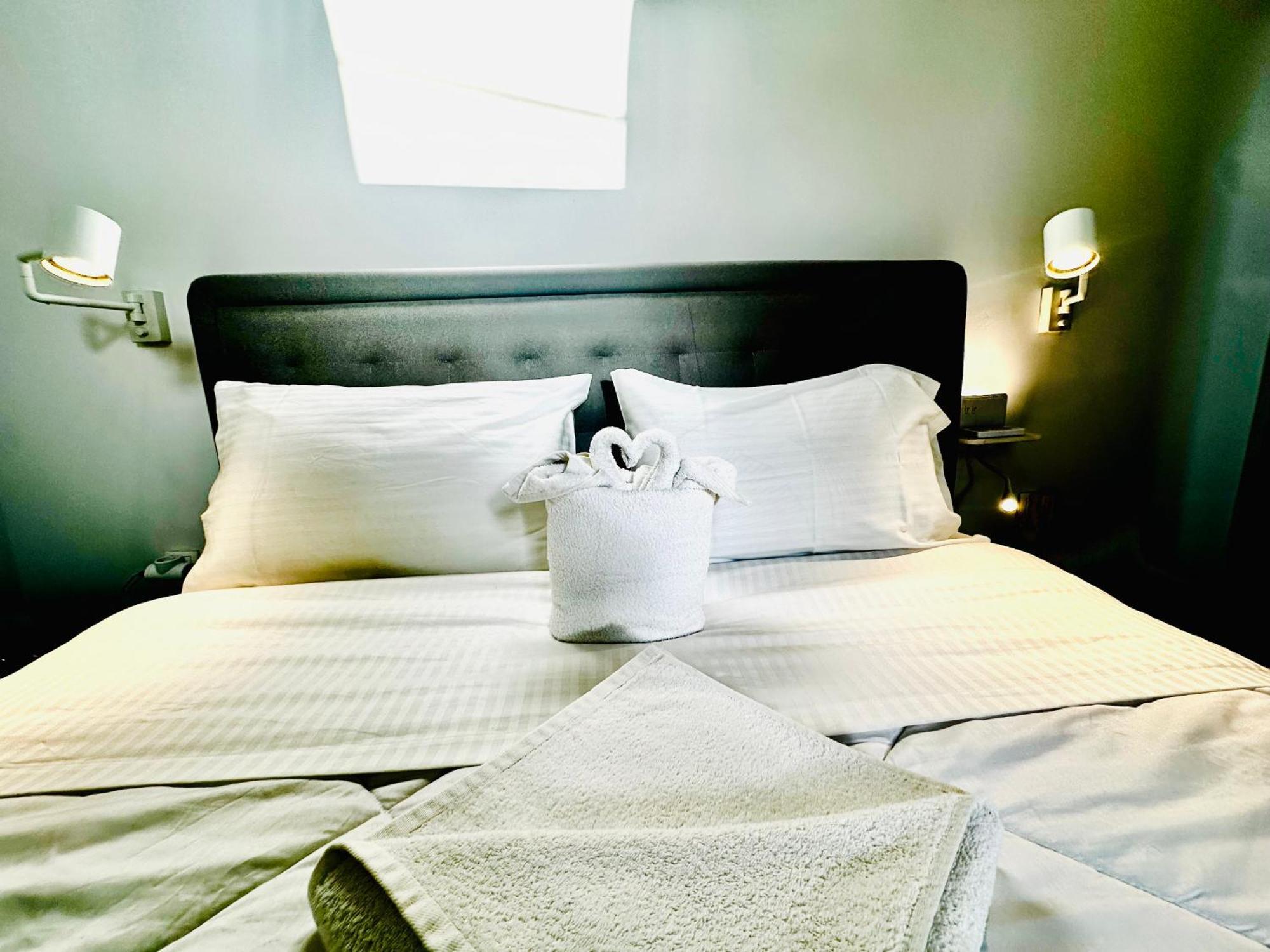 Travelers Luxury Suites, Studios & Apartments Corfu  Kültér fotó