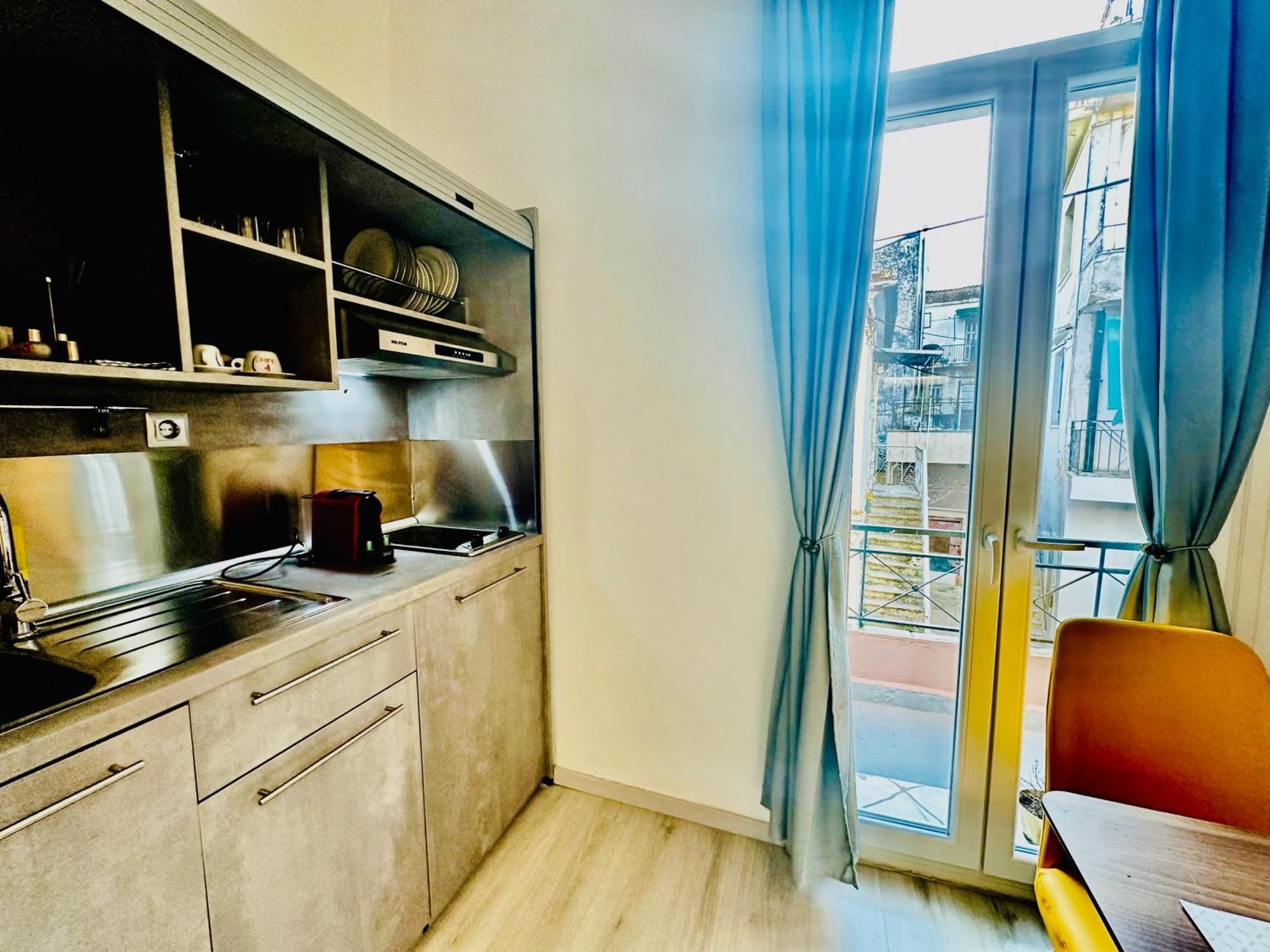 Travelers Luxury Suites, Studios & Apartments Corfu  Kültér fotó