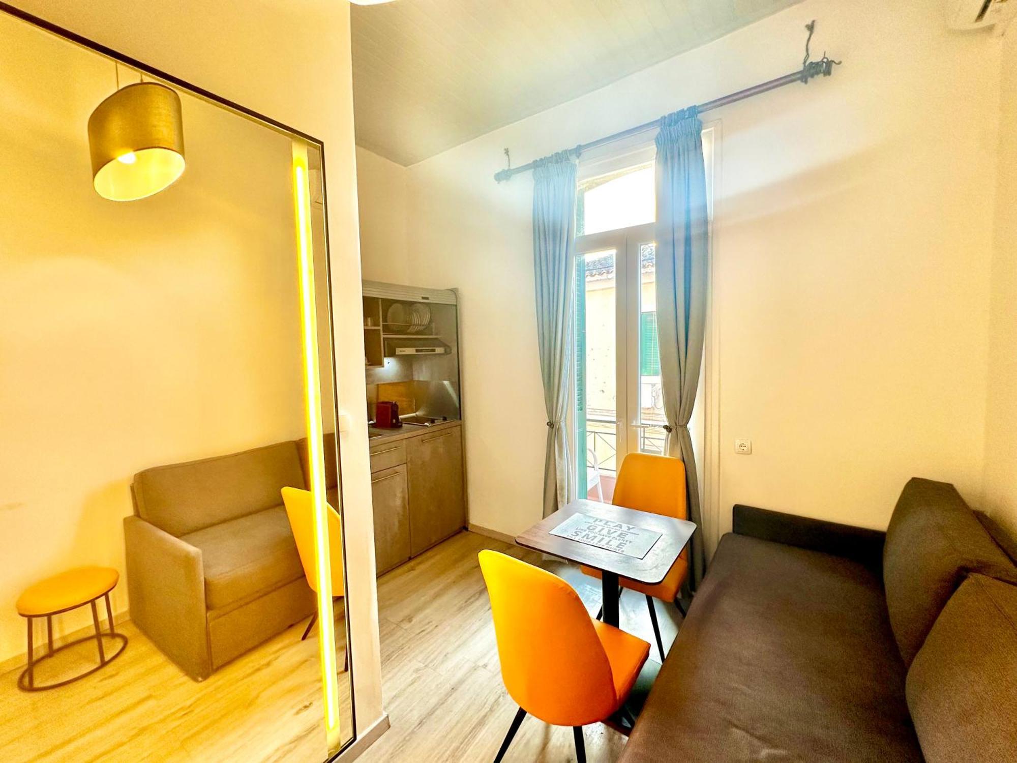 Travelers Luxury Suites, Studios & Apartments Corfu  Kültér fotó