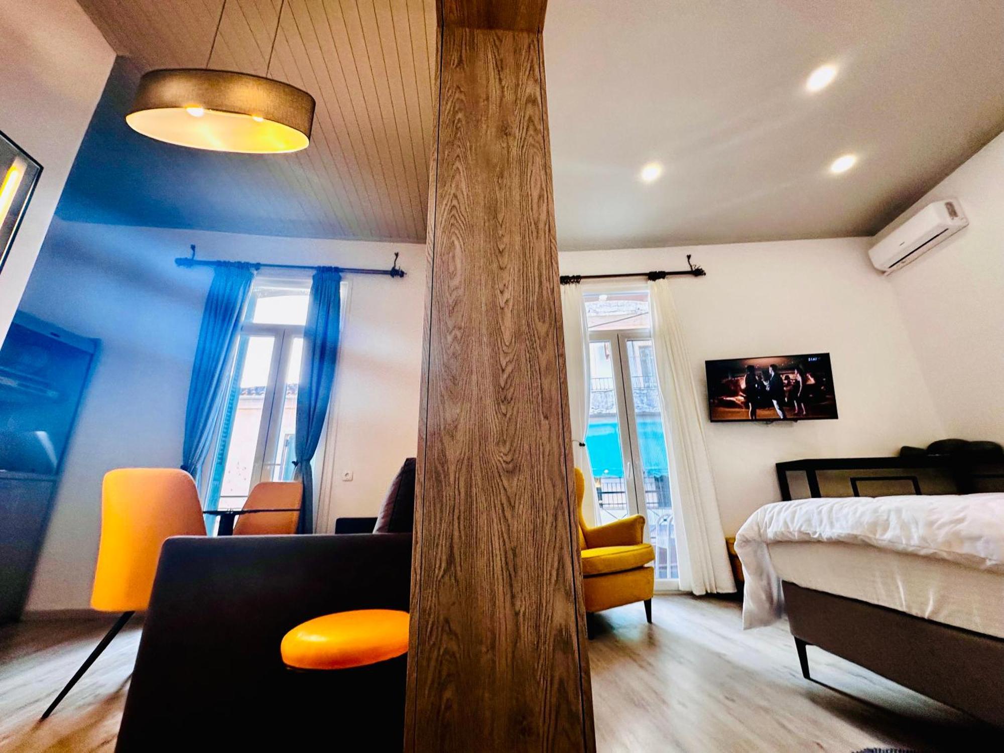 Travelers Luxury Suites, Studios & Apartments Corfu  Kültér fotó
