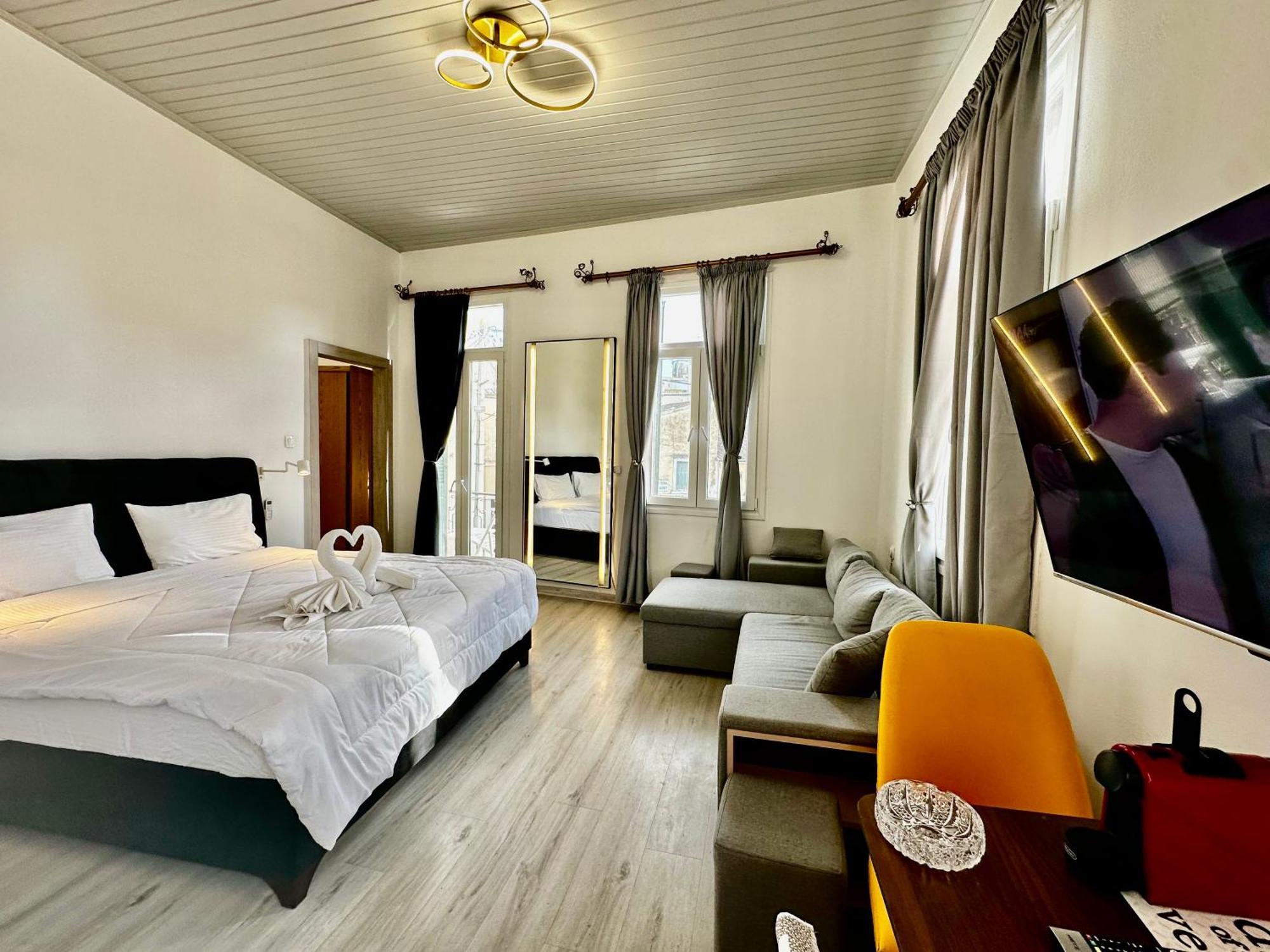 Travelers Luxury Suites, Studios & Apartments Corfu  Kültér fotó