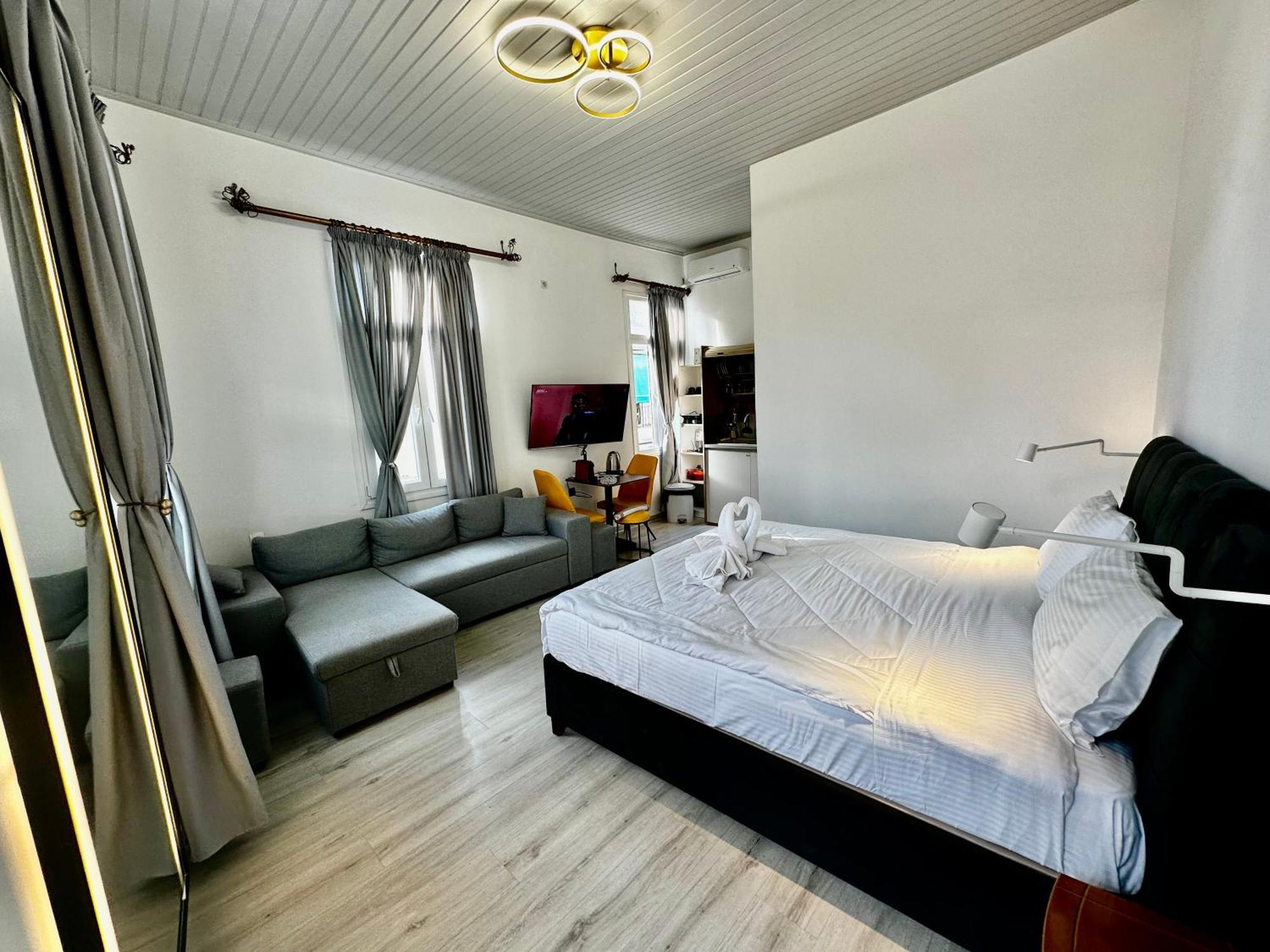 Travelers Luxury Suites, Studios & Apartments Corfu  Kültér fotó