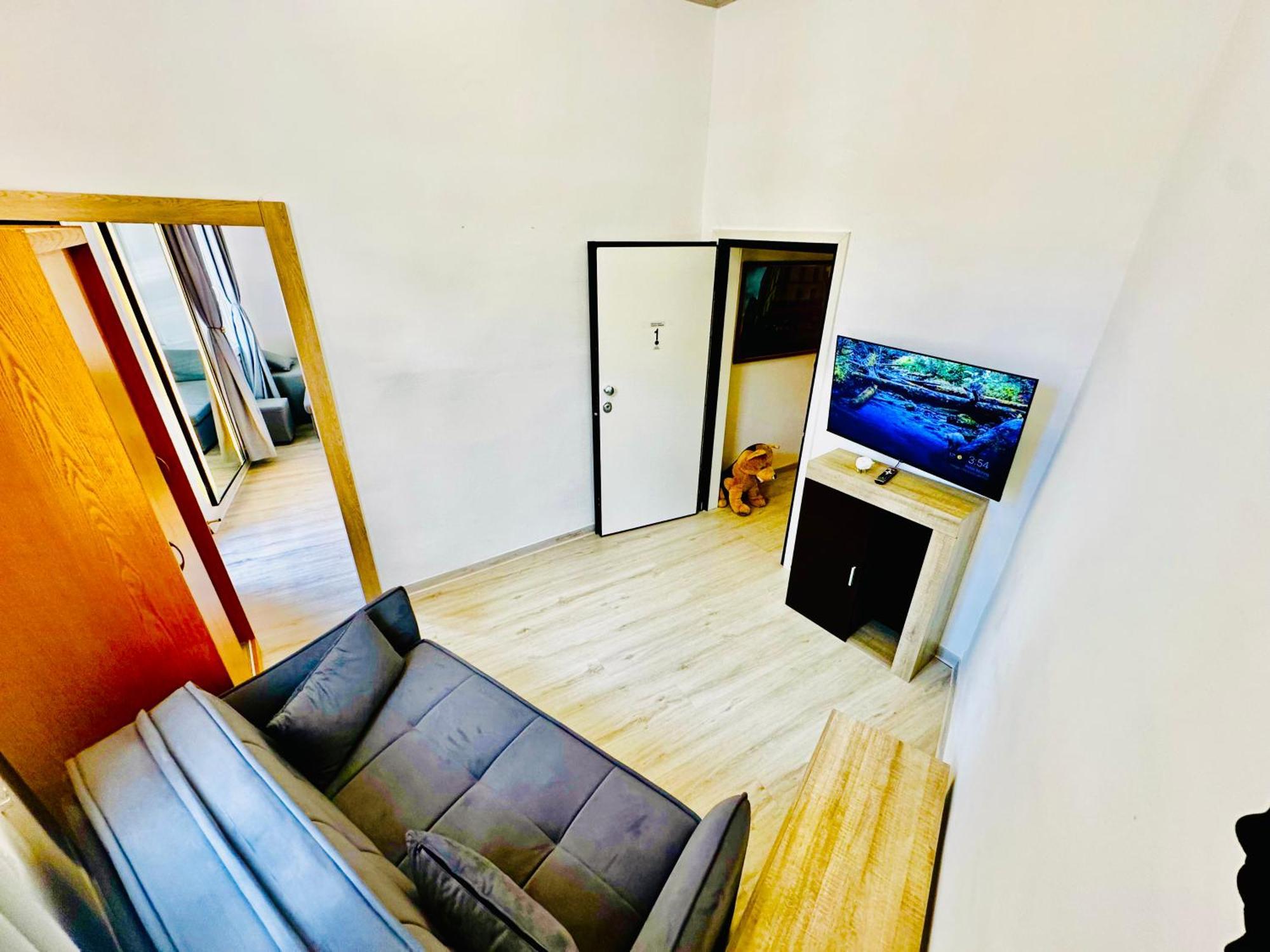 Travelers Luxury Suites, Studios & Apartments Corfu  Kültér fotó